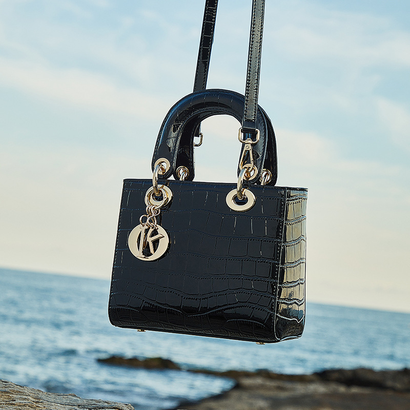 Bolsa transversal feminina de  - Luxury Bags Office avaliação e preço