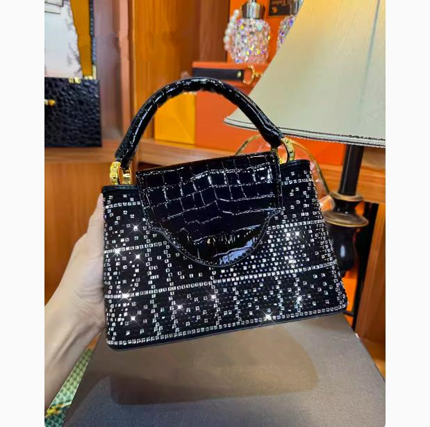 Bolsa de Mão de Luxo com Diama - Luxury Bags Entry avaliação e preço