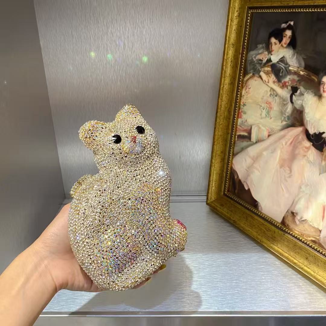 Bolsa de Mão Feminina em Forma - Luxury Bags Gold avaliação e preço