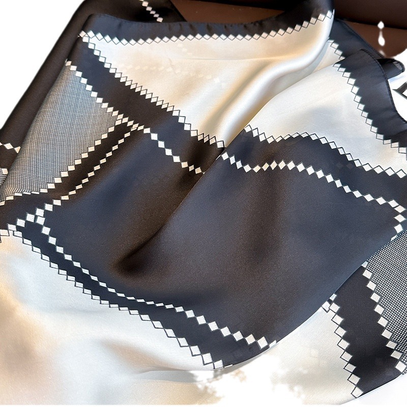 Novo luxo cavalo padrão lenço  - Luxury Bags Office avaliação e preço